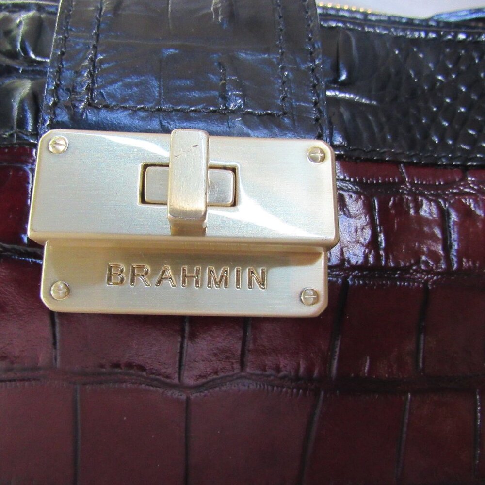 BRAHMIN CROC EMBOSSED MOJITO BAG, LOTS OF STORAGE , EXCELLENT COND. MAKE OFFER - Picture 5 of 9